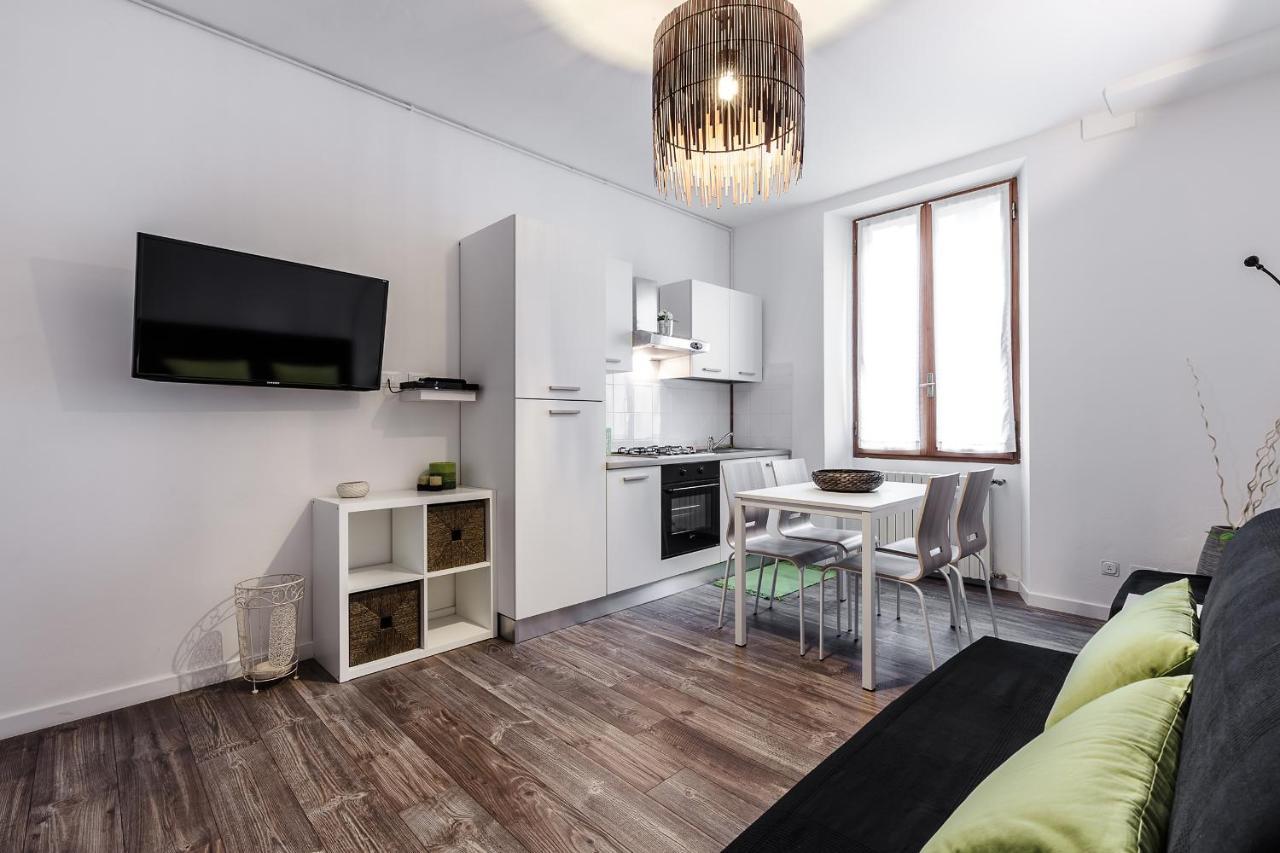 Stayeasy Fara12 - Station & Downtown Walking Distance Mailand